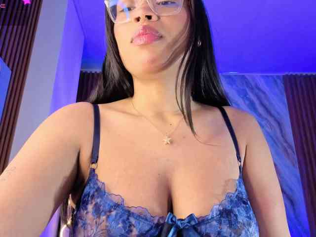 penelope-tay webcam