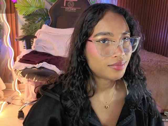 penelope-tay webcam