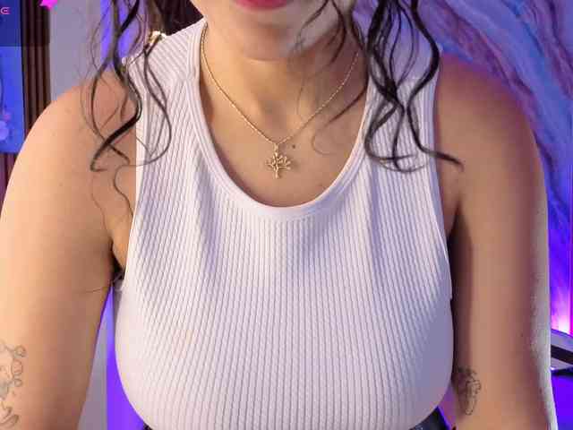 penelope-tay webcam