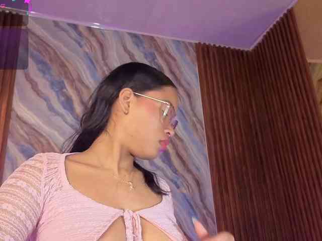 penelope-tay webcam