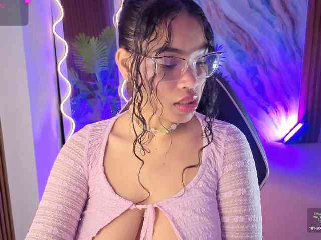 penelope-tay webcam