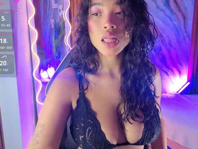 penelope-tay webcam