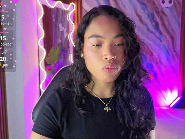 penelope-tay webcam