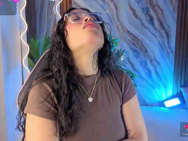 Modelo: penelope-tay