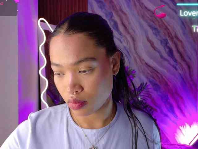 penelope-tay webcam