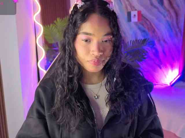 penelope-tay webcam