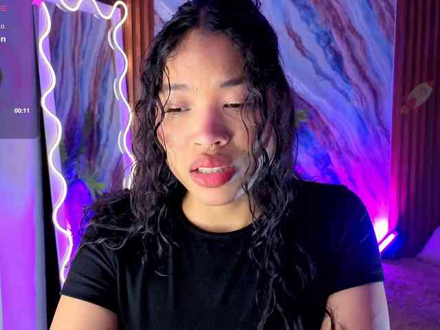 penelope-tay webcam