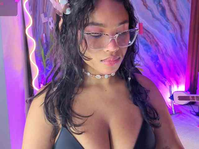 penelope-tay webcam