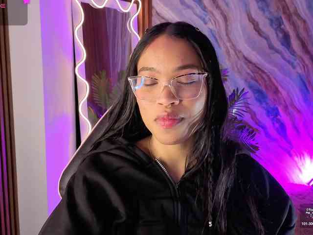 penelope-tay webcam