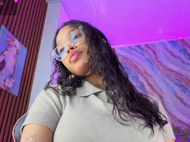 penelope-tay webcam