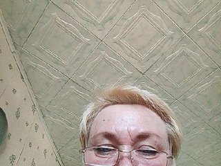 HelenaGloss