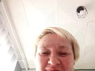 HelenaGloss