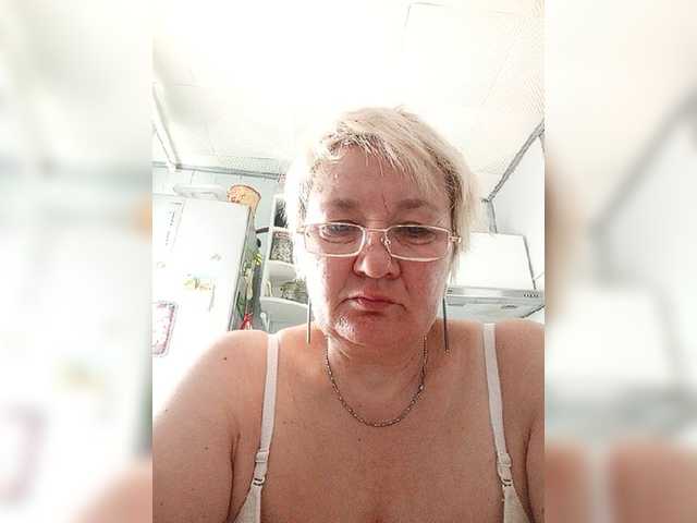 HelenaGloss live cam on BongaCams