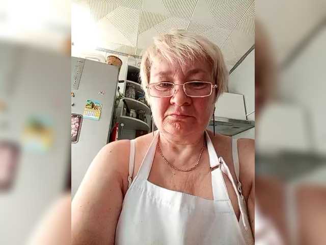 HelenaGloss