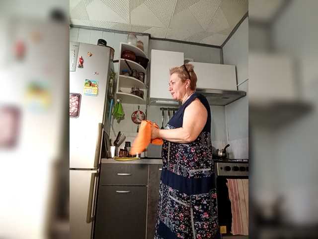 HelenaGloss's BongaCams show and profile