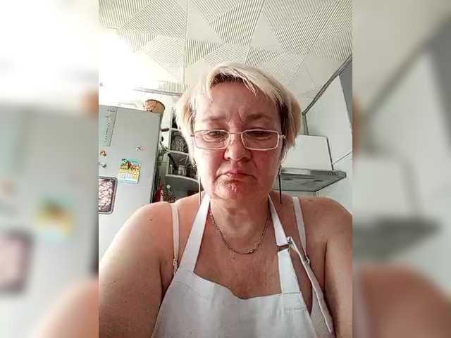 HelenaGloss