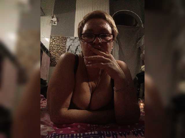 HelenaGloss