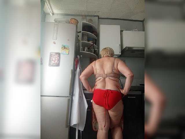 HelenaGloss live cam on BongaCams