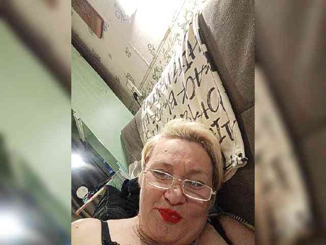 HelenaGloss webcam