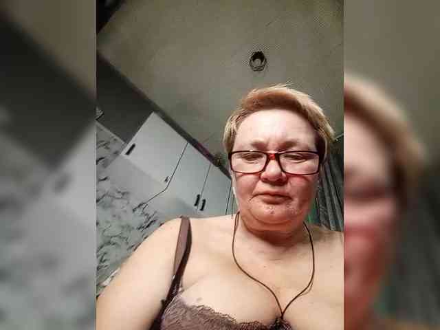 HelenaGloss webcam