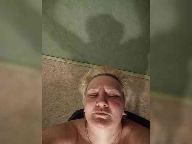 HelenaGloss Live Webcam on BongaCams
