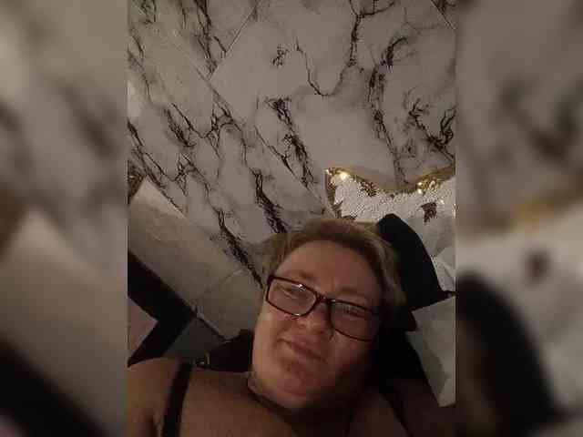 HelenaGloss webcam