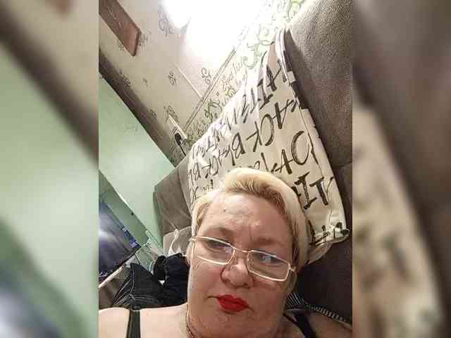 HelenaGloss webcam