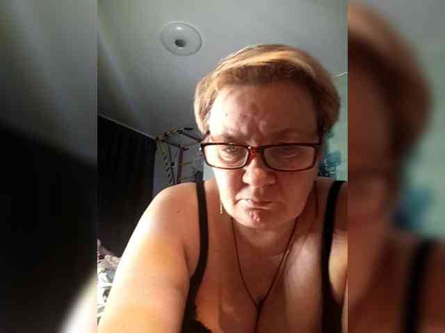 HelenaGloss webcam