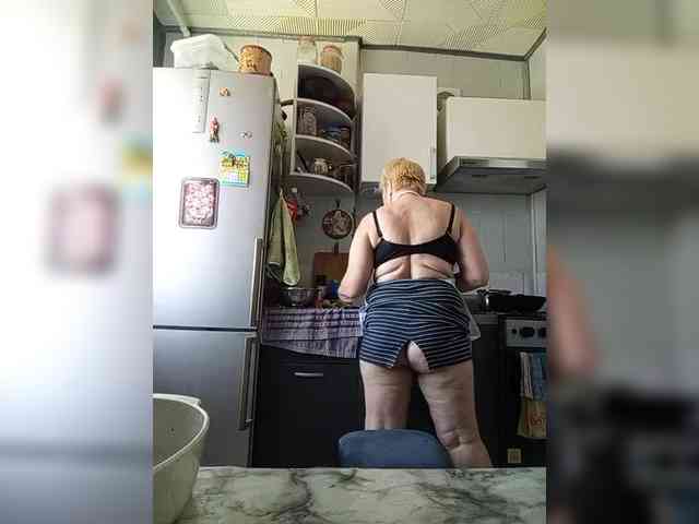 HelenaGloss webcam