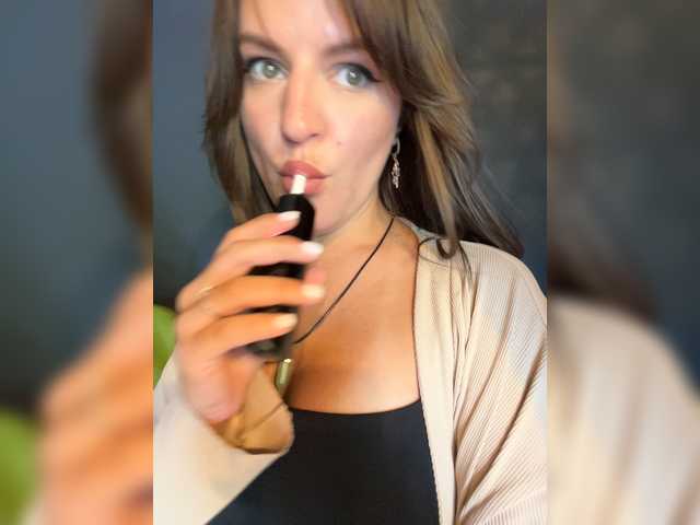 Tvoya-Bipka live cam on BongaCams