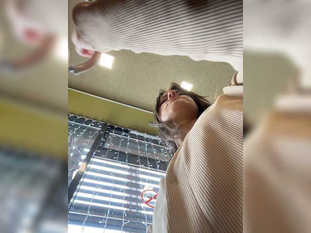 Chat with Yummypopka live cam