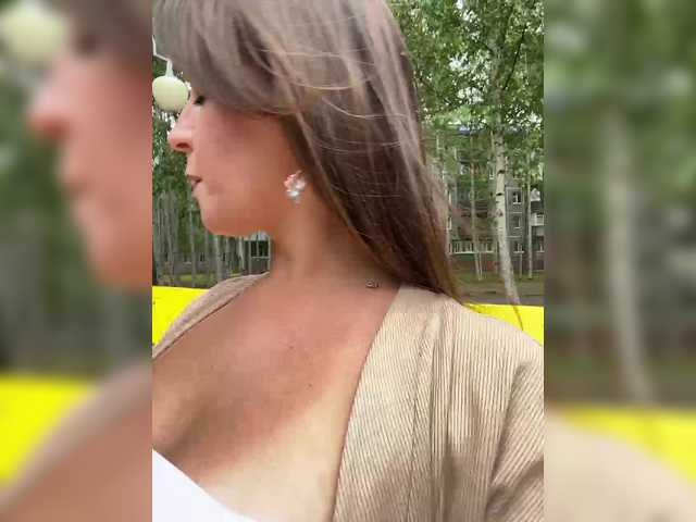Chat with Yummypopka live cam