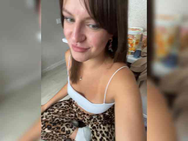 Tvoya-Bipka Sex Cam Show