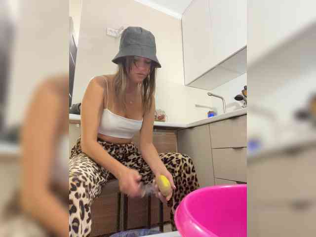 Yummypopka webcam