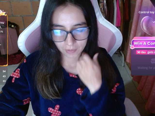 Maggie-Fox live cam on BongaCams