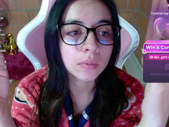 Maggie-Fox live webcam show