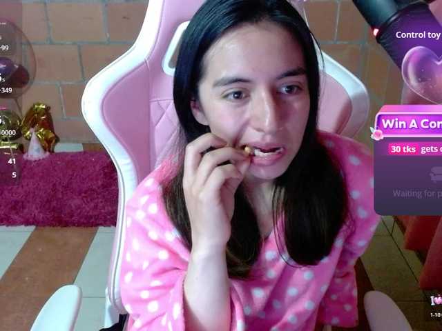 Maggie-Fox Прямой эфир на BongaCams