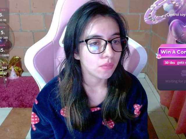 Maggie-Fox live webcam show