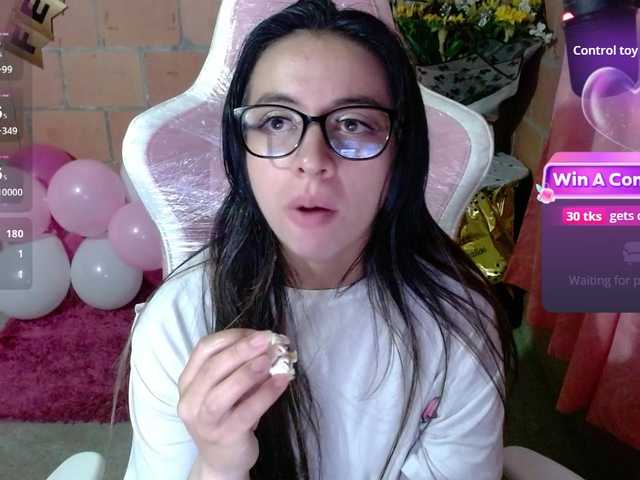 Maggie-Fox live cam on BongaCams