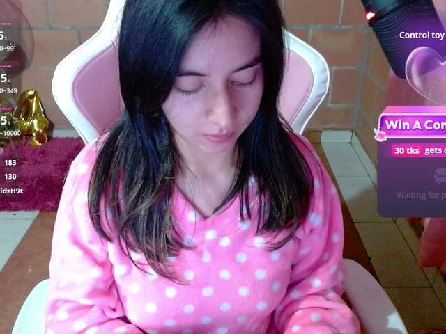 Maggie-Fox live webcam show