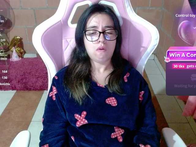 Maggie-Fox live webcam show