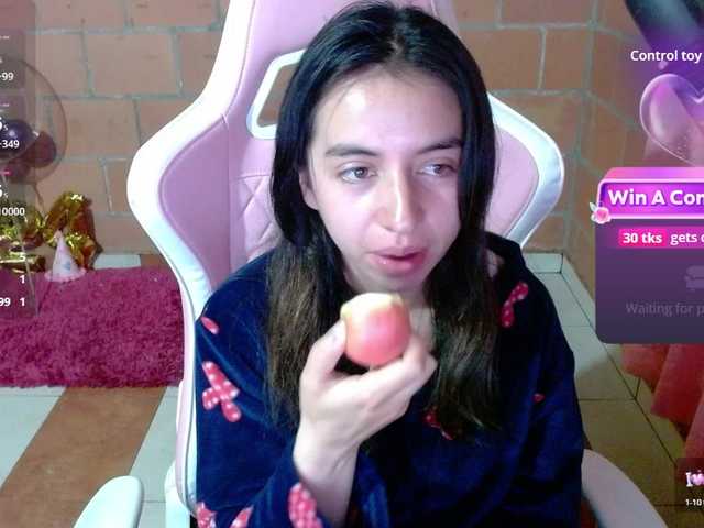 Maggie-Fox live webcam show