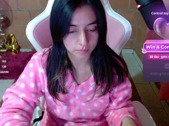 Maggie-Fox live webcam show