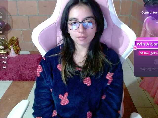 Maggie-Fox live cam on BongaCams