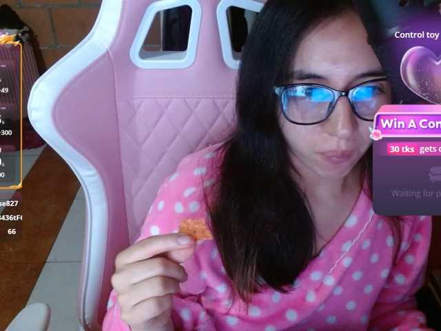 Maggie-Fox live cam on BongaCams