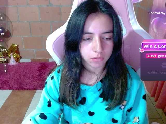 Maggie-Fox live cam on BongaCams