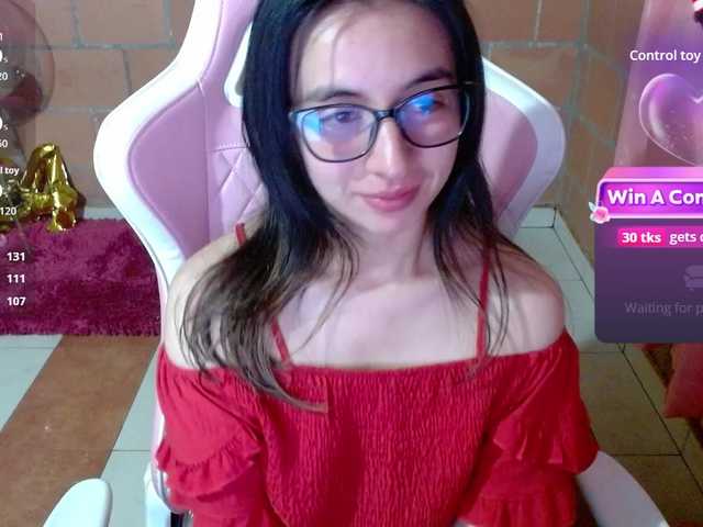 Maggie-Fox live webcam show