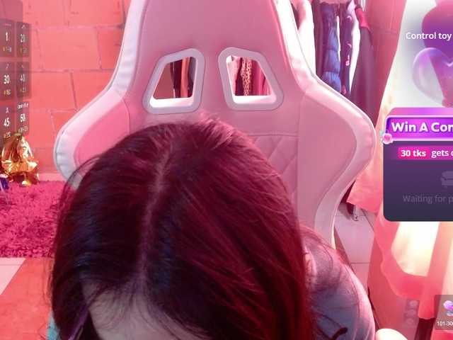 Maggie-Fox live cam on BongaCams