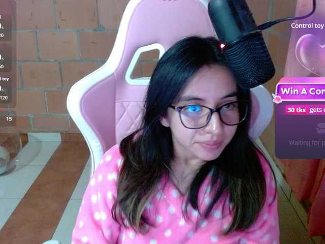 Maggie-Fox live webcam show