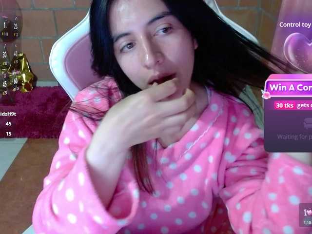 Maggie-Fox live webcam show